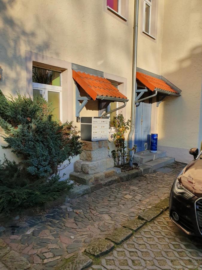 Ferienwohnung Oder Studio Dresden-Neustadt Inkl Parkplatz Mit Balkon Oder Terrasse المظهر الخارجي الصورة